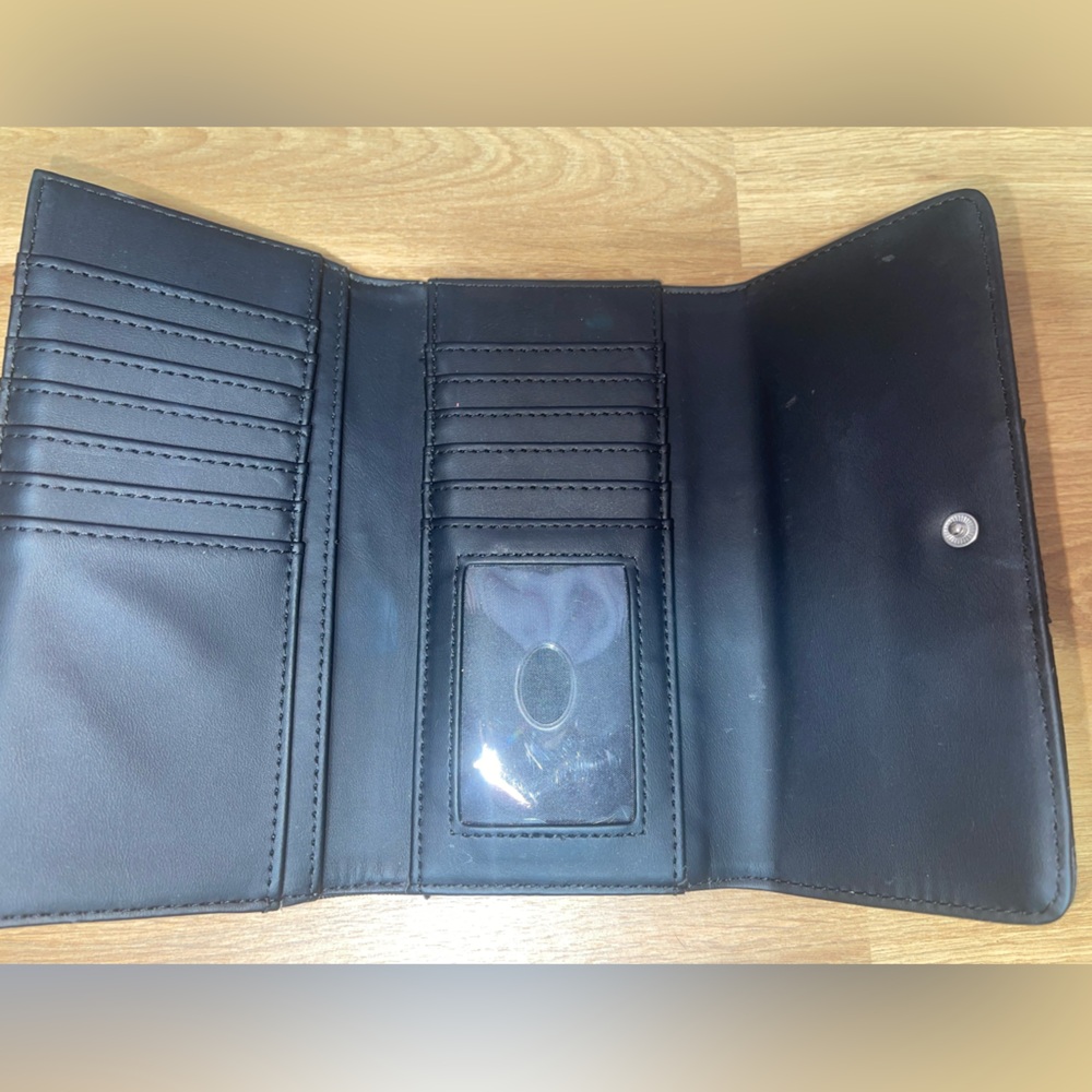 Guess wallet - Picture 4 of 5